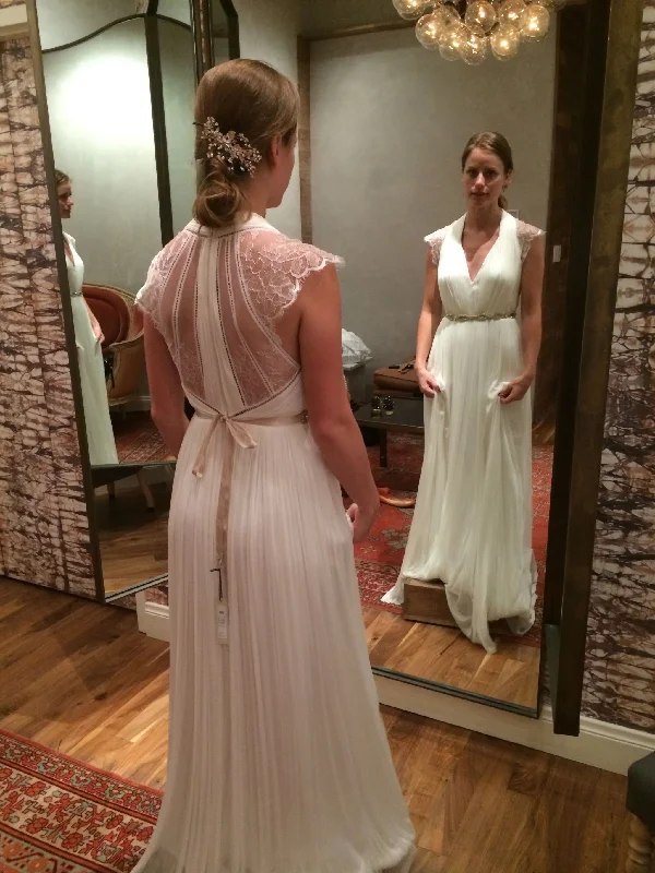BHLDN Laverne Gown/28667657 Flowy unclassified dresses